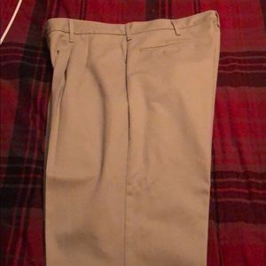 Men’s Dockers Khaki Pants